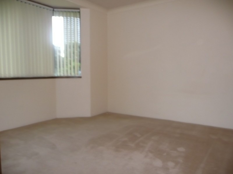 Paradise Waters QLD 4217