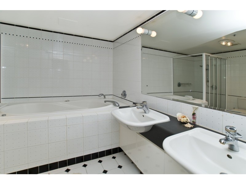 Unit 46 Grand Mariner, 12 Commodore Drive, Paradise Waters QLD 4217