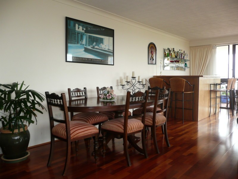 Unit 28 Kings Row Centre, 20 Commodore Drive, Paradise Waters QLD 4217