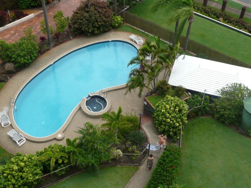 Unit 28 Kings Row Centre, 20 Commodore Drive, Paradise Waters QLD 4217