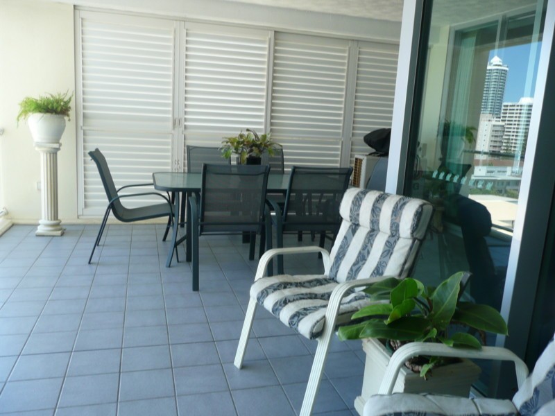 Surfers Paradise QLD 4217