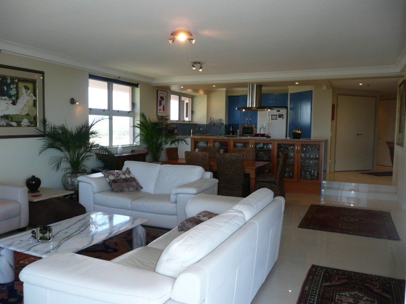 Unit 49 Grand Mariner, 12 Commodore Drive, Paradise Waters QLD 4217