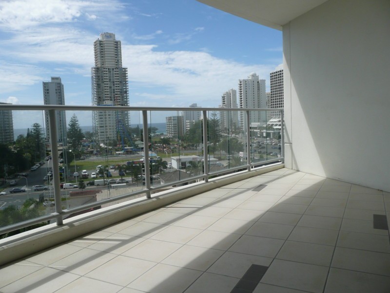 Unit 394 Trilogy North, 21 Cypress Avenue, Surfers Paradise QLD 4217