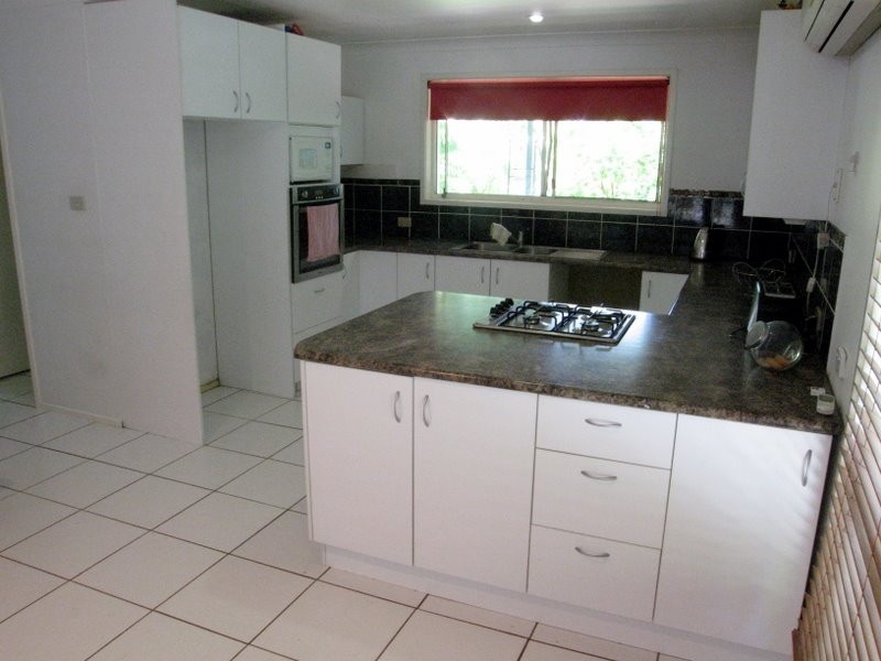 5 Solomon Court, Carrara QLD 4211