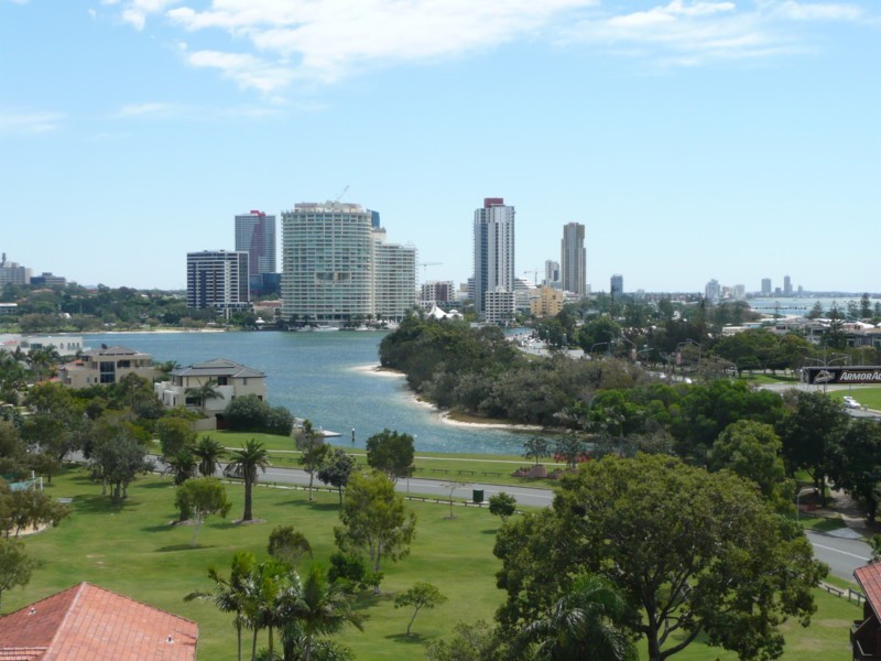 Unit 33 Kings Row Centre, Paradise Waters QLD 4217