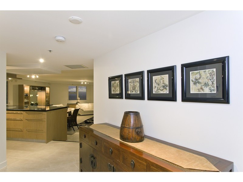 Unit 152 Grand Mariner, 12 Commodore Drive, Paradise Waters QLD 4217