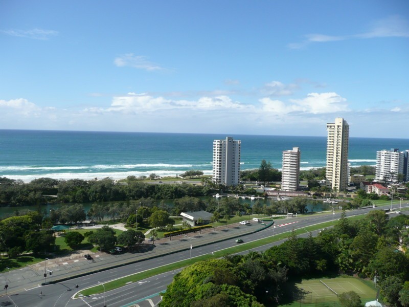 Unit 115 Grand Mariner, 12 Commodore Drive, Paradise Waters QLD 4217