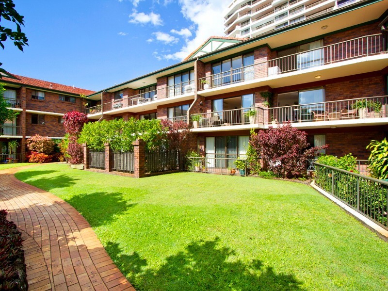 Unit 9 Kings Row North, 22 Commodore Drive, Paradise Waters QLD 4217