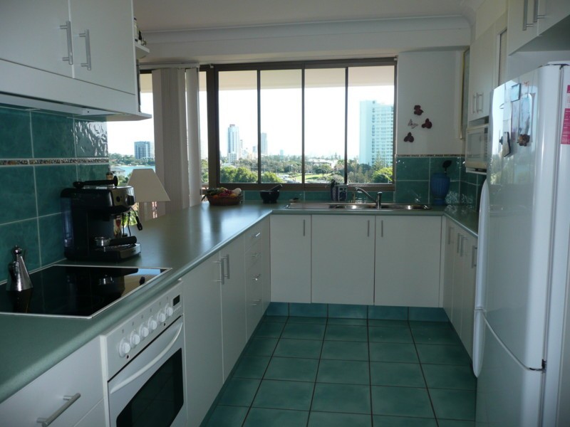 Unit 25 Kings Row South, 18 Commodore Drive, Paradise Waters QLD 4217