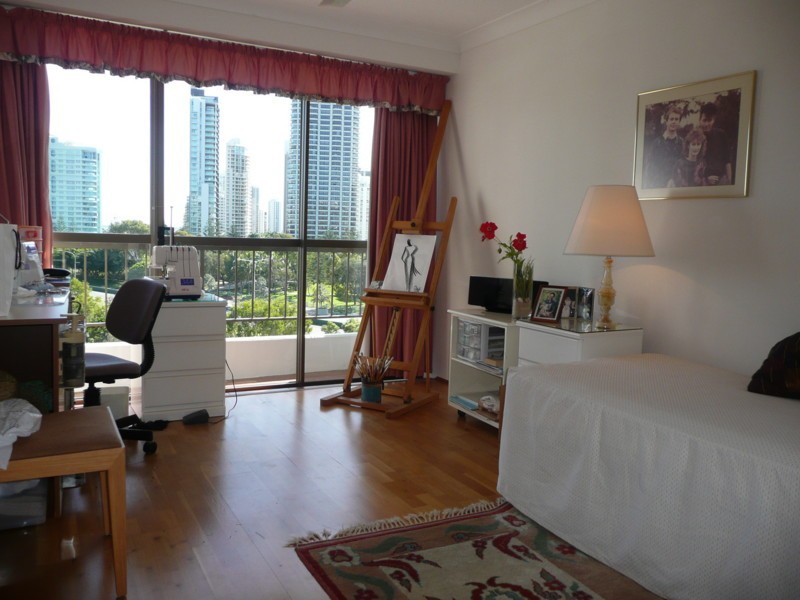 Unit 25 Kings Row South, 18 Commodore Drive, Paradise Waters QLD 4217