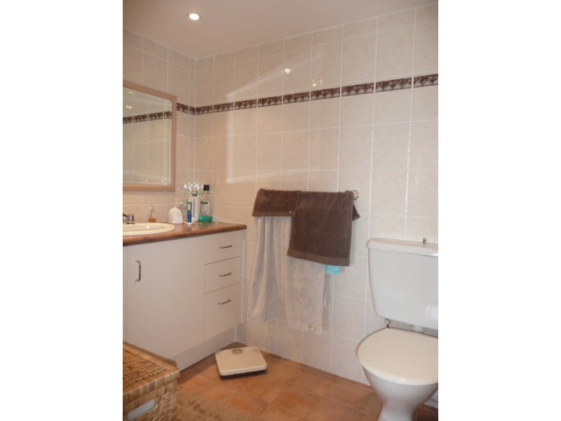 Unit 25 Kings Row South, 18 Commodore Drive, Paradise Waters QLD 4217