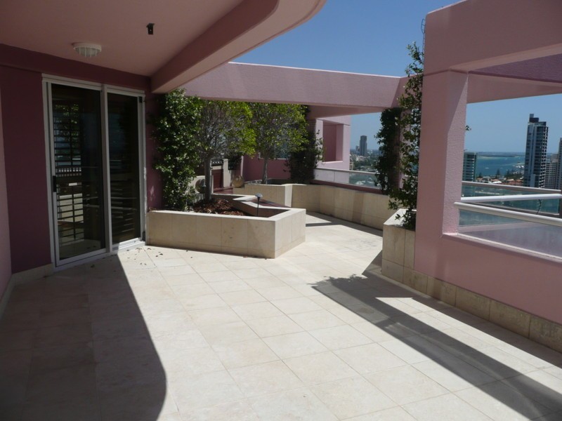 Unit 124 Grand Mariner, 12 Commodore Drive, Paradise Waters QLD 4217