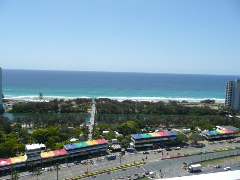 Unit 124 Grand Mariner, 12 Commodore Drive, Paradise Waters QLD 4217