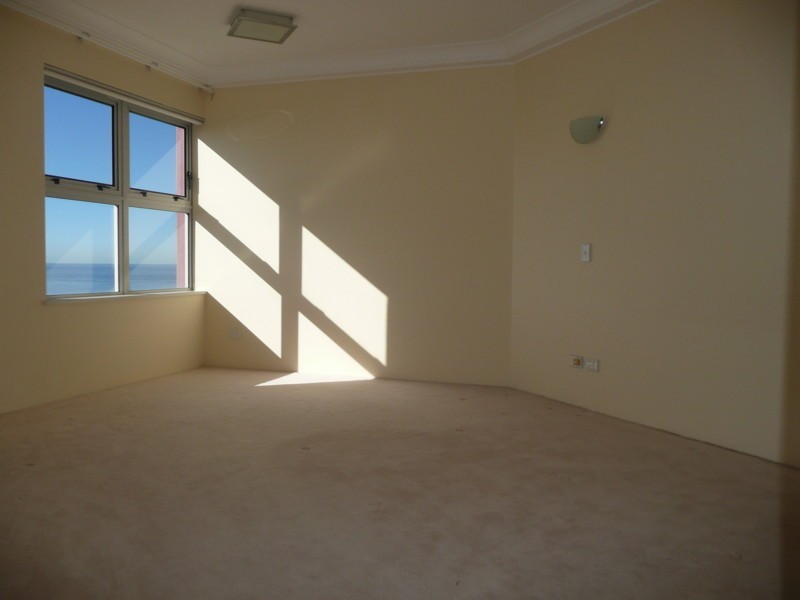 Unit 145 Grand Mariner, 12 Commodore Drive, Paradise Waters QLD 4217