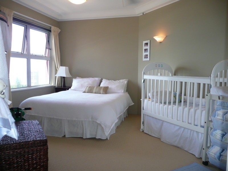 Paradise Waters QLD 4217