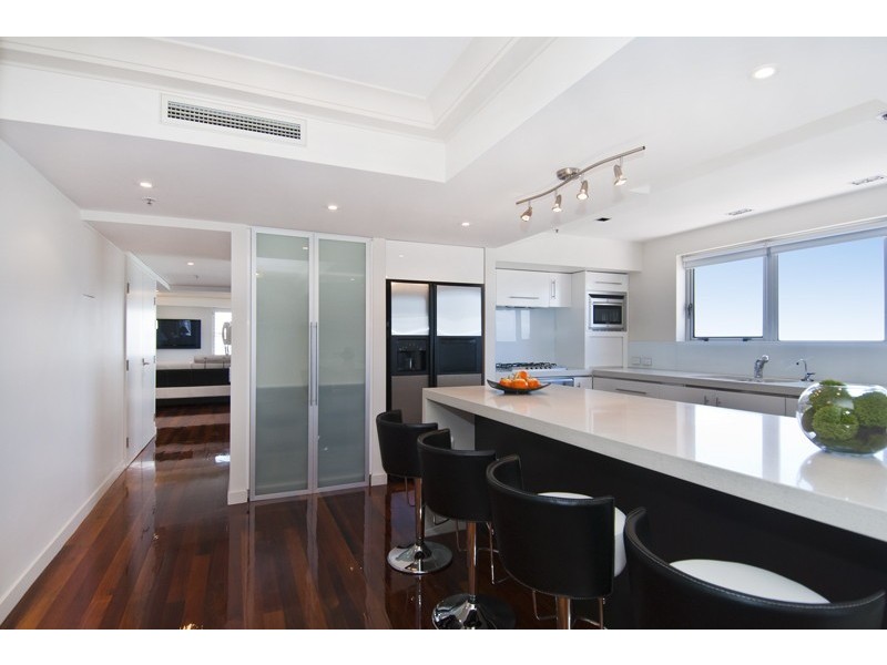 Unit 187 Grand Mariner, 12 Commodore Drive, Paradise Waters QLD 4217