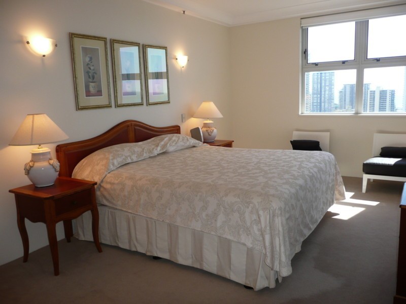 Unit 95 Grand Mariner, 12 Commodore Drive, Paradise Waters QLD 4217