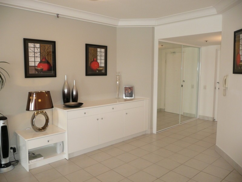 Unit 47 Atlantis West, 2 Admiralty Drive, Paradise Waters QLD 4217