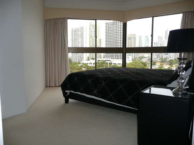 Unit 47 Atlantis West, 2 Admiralty Drive, Paradise Waters QLD 4217