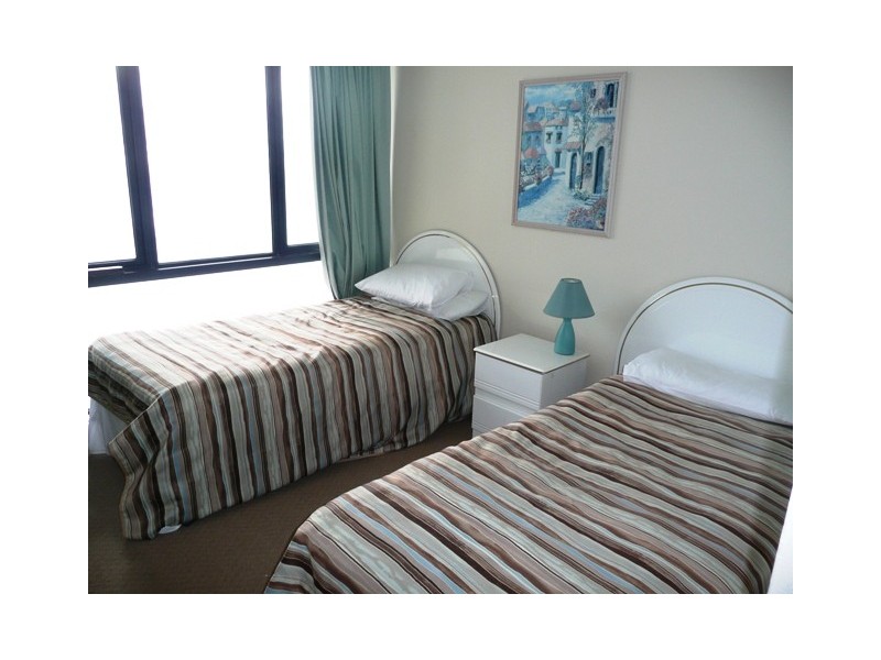 4 Thornton Street, Surfers Paradise QLD 4217