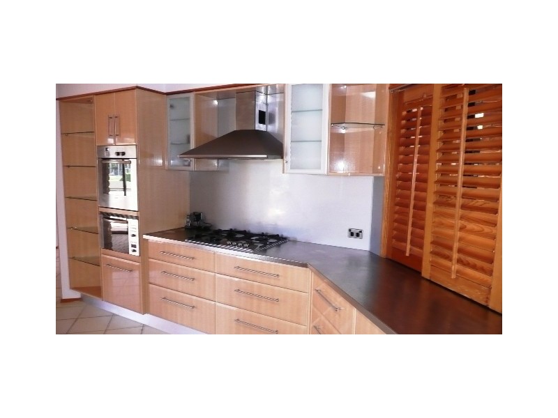 29 Buccaneer Court, Paradise Waters QLD 4217