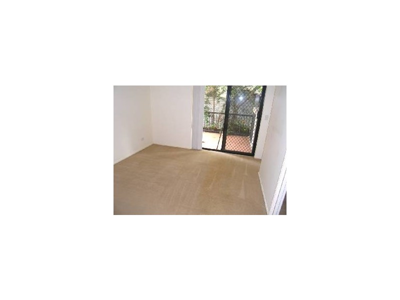 Unit 3 15 Britannia Avenue, Broadbeach QLD 4218
