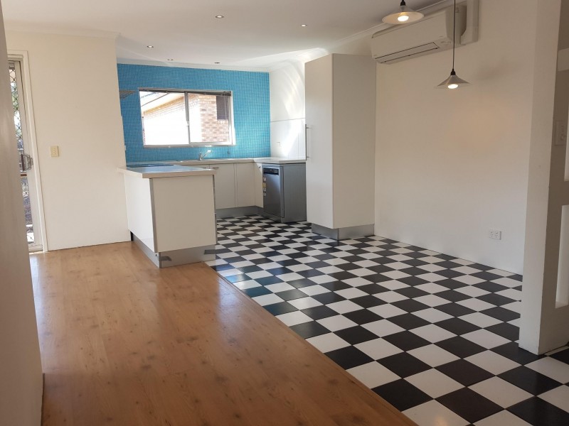 146 Surf Parade, Broadbeach QLD 4218