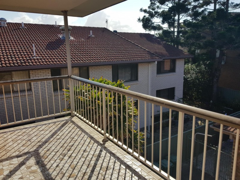 146 Surf Parade, Broadbeach QLD 4218