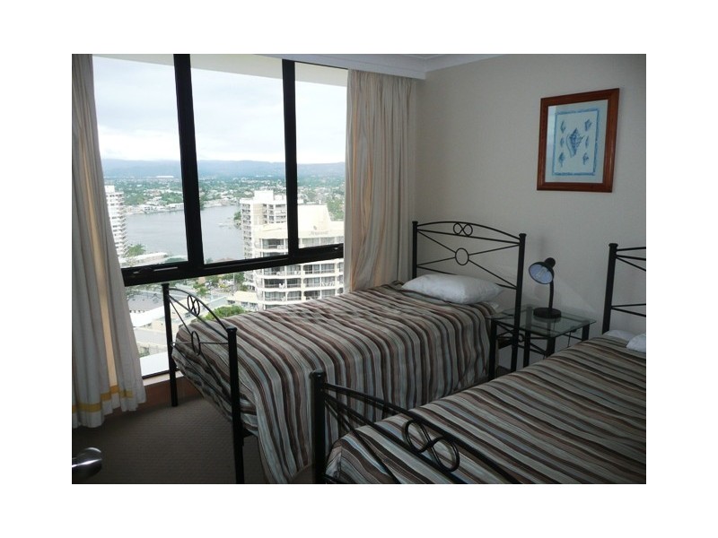 77/4 Thornton Street, Surfers Paradise QLD 4217