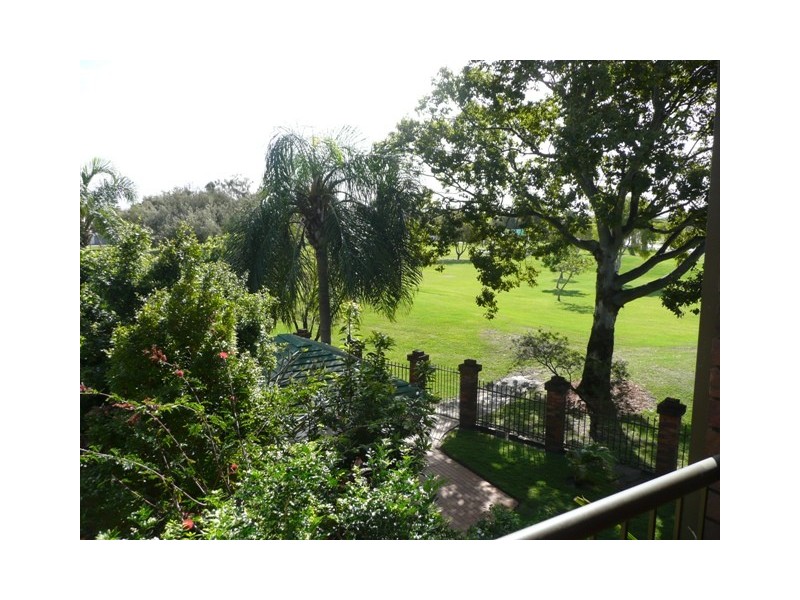 Unit 26 Kings Row North, 32 Commodore Dr, Surfers Paradise QLD 4217