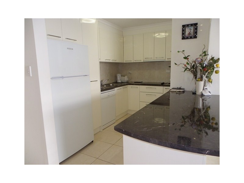 Unit 102 Thornton Tower, 39 Thornton Street, Surfers Paradise QLD 4217