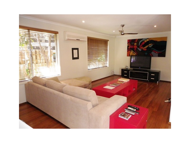 115 Albion Avenue, Miami QLD 4220