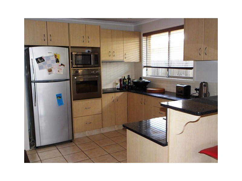 115 Albion Avenue, Miami QLD 4220