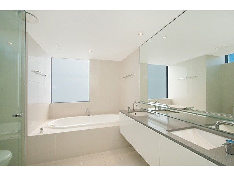 Unit 1085 Circle on Cavill, 9 Ferny Avenue, Surfers Paradise QLD 4217