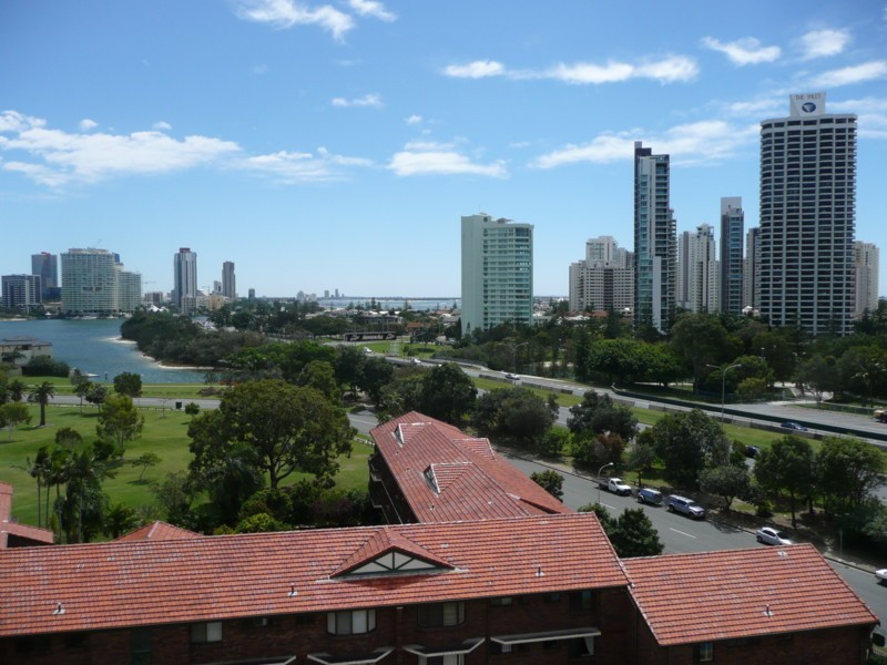 Unit 33 Kings Row Centre, Paradise Waters QLD 4217