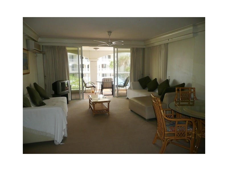 Unit 9 11 Elkhorn Avenue, Surfers Paradise QLD 4217