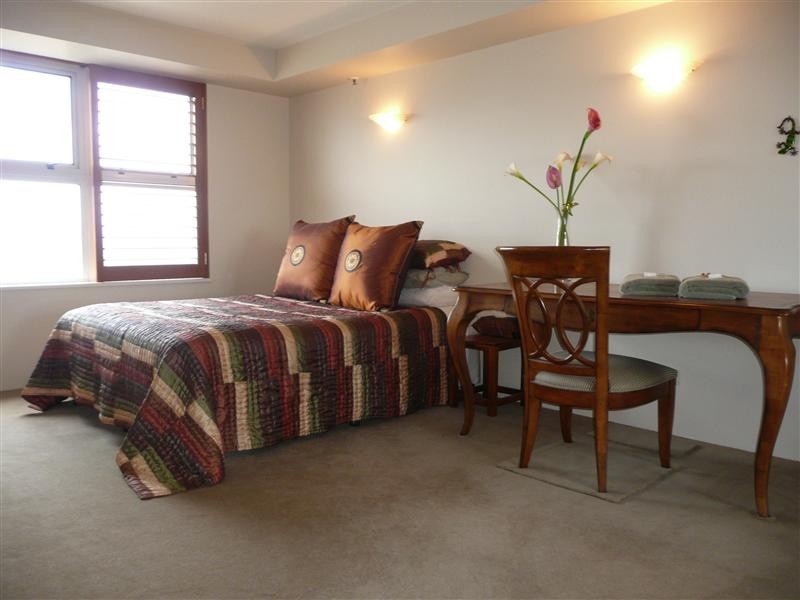 Unit 173 Grand Mariner, 12 Commodore Drive, Paradise Waters QLD 4217