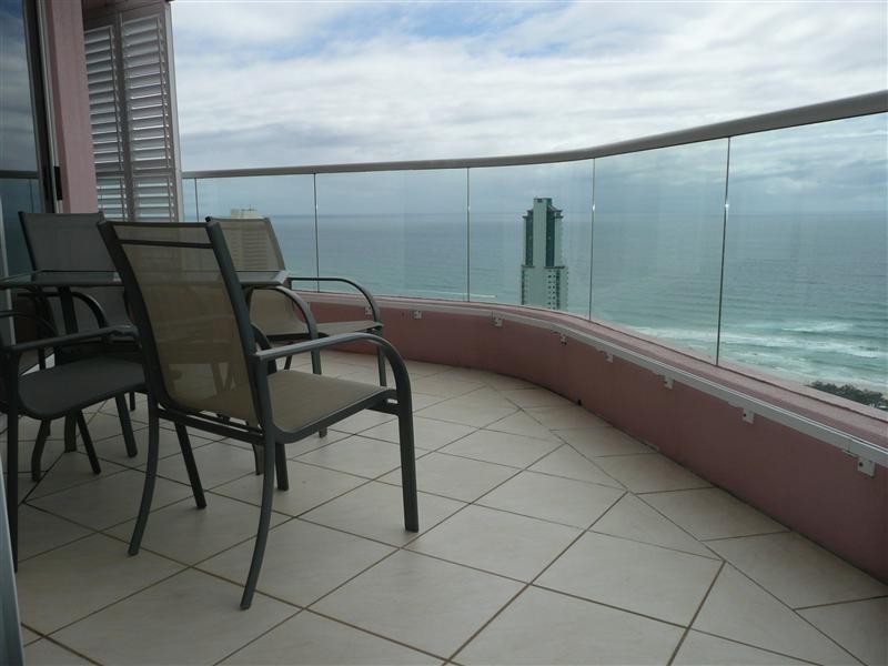 Unit 173 Grand Mariner, 12 Commodore Drive, Paradise Waters QLD 4217