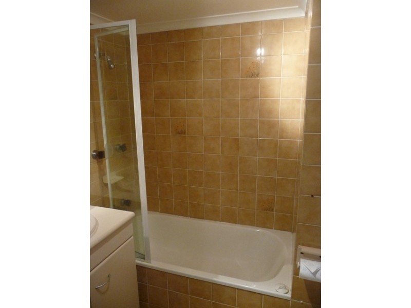 Unit 1704 Surfers Beachcomber, 18 Hanlan Street, Surfers Paradise QLD 4217