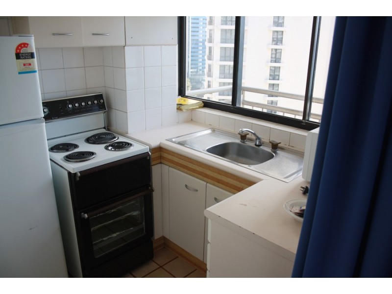 18 Hanlan Street, Surfers Paradise QLD 4217