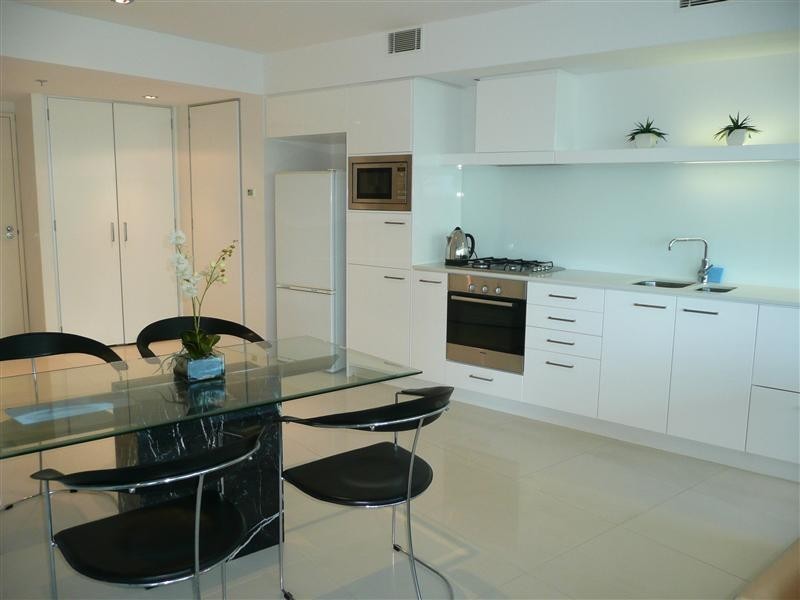 Unit 303 Q1, 9 Hamilton Avenue, Surfers Paradise QLD 4217