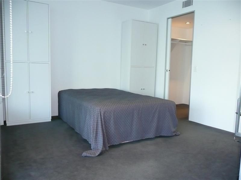 Unit 303 Q1, 9 Hamilton Avenue, Surfers Paradise QLD 4217