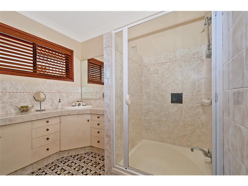 45 Petrel Avenue, Mermaid Beach QLD 4218