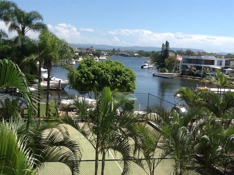 Unit 11 Kings Row South, 18 Commodore Drive, Paradise Waters QLD 4217