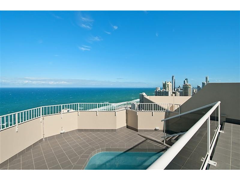 Unit 180 Atlantis East, 2 Admiralty Drive, Paradise Waters QLD 4217