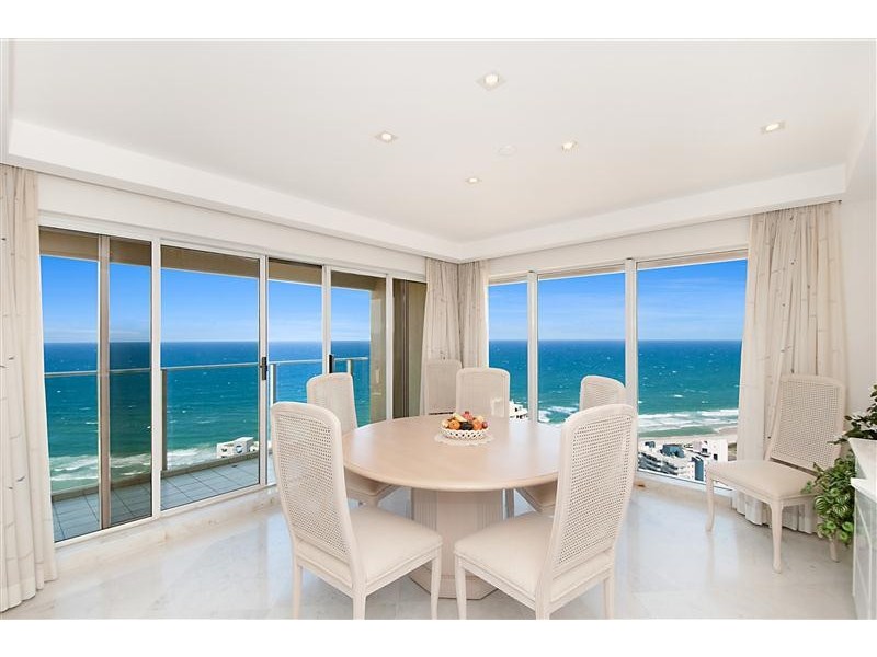 Unit 180 Atlantis East, 2 Admiralty Drive, Paradise Waters QLD 4217