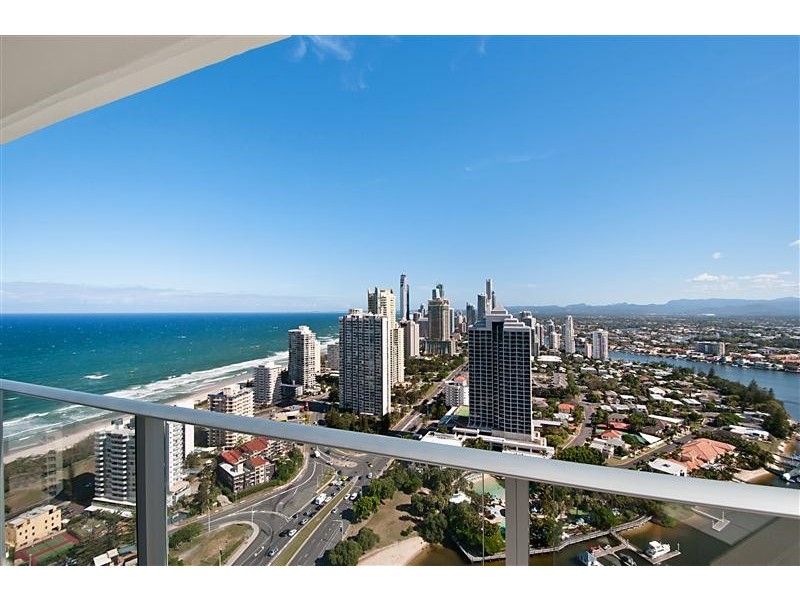 Unit 180 Atlantis East, 2 Admiralty Drive, Paradise Waters QLD 4217