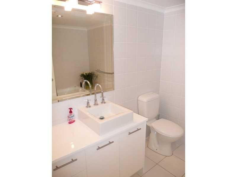 Unit 51 Silverton, 2940 Gold Coast Hwy, Surfers Paradise QLD 4217