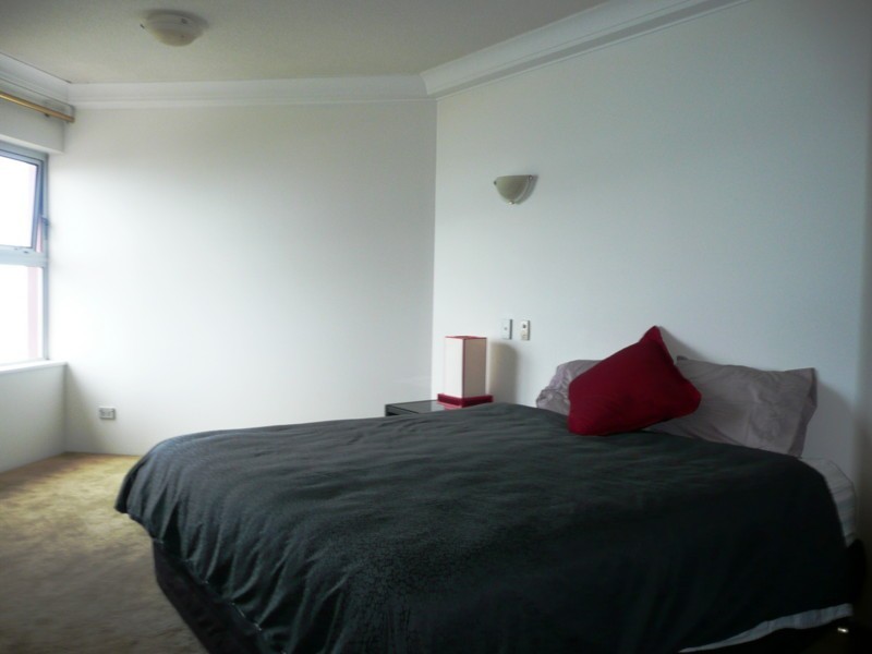 Unit 114 Grand Mariner, 12 Commodore Drive, Paradise Waters QLD 4217