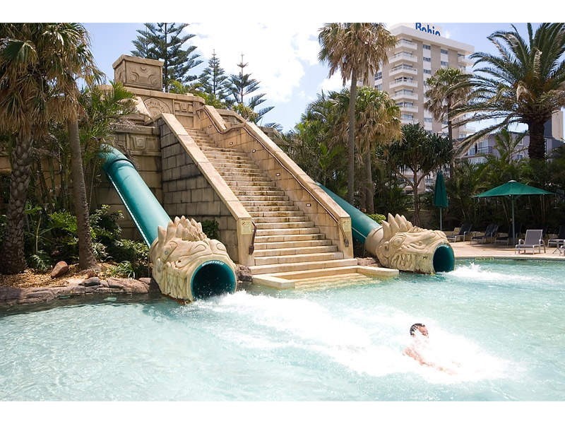 Unit 2505 Sun City, 3400 Gold Coast Hwy, Surfers Paradise QLD 4217